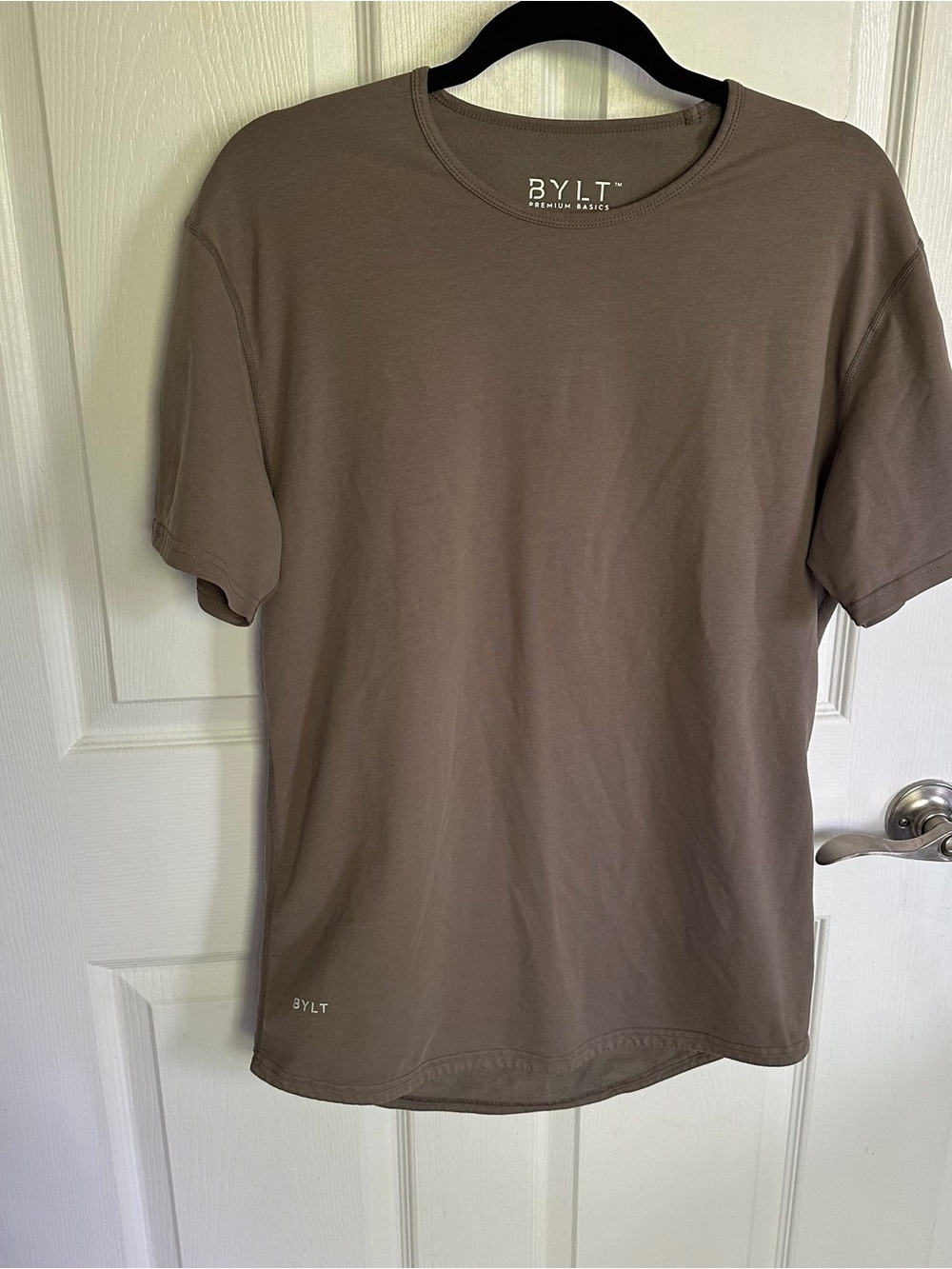 BYLT Premium Basics Short-Sleeve Crew in Taupe Brown Men’s M Activewear Top